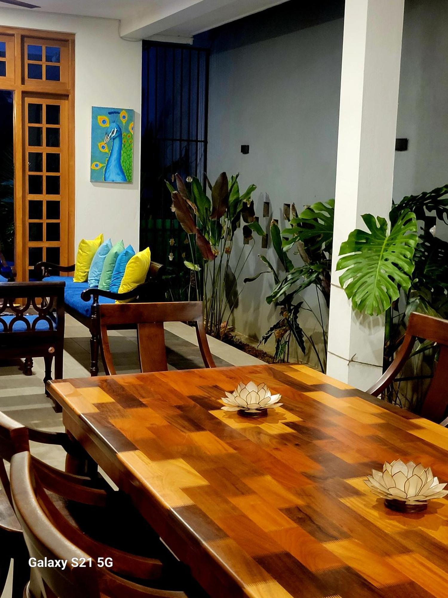 Barefoot Bungalow Hikka Hikkaduwa Exterior foto